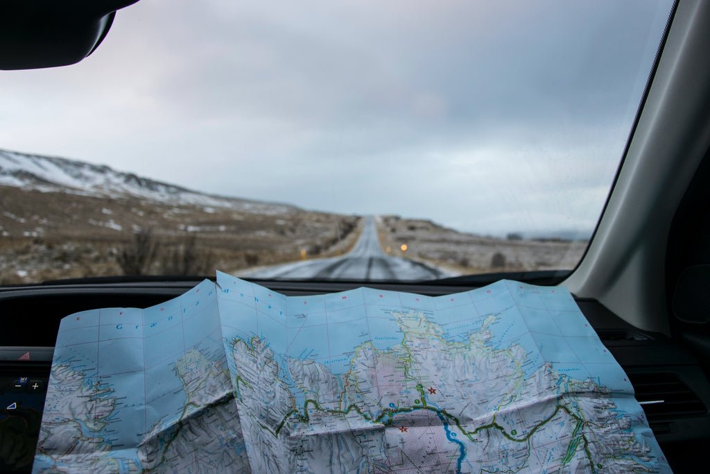 Road Trip Planning 101: Tips and Tricks for a Memorable Journey